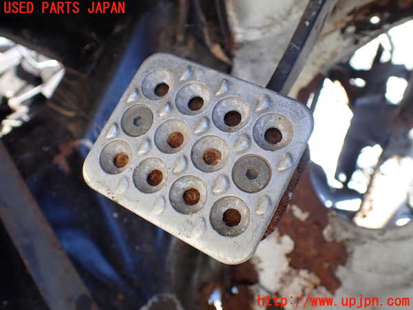 1UPJ-9233897590]三菱ジープ(J54)クラッチペダル 中古_2