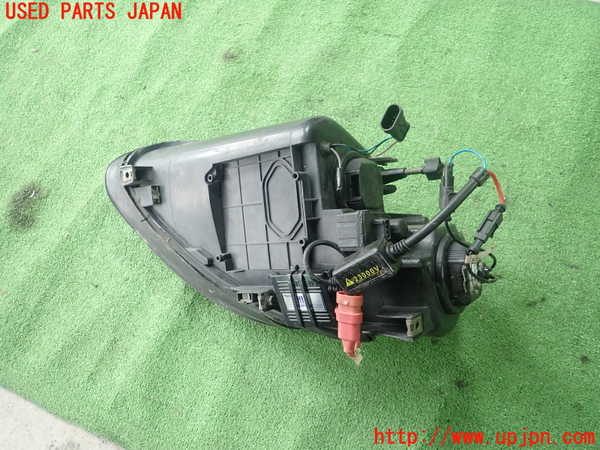 1UPJ-9233901130]マセラティ・3200GT(338)右ヘッドライト ハロゲン  【左ハンドル】 中古_2