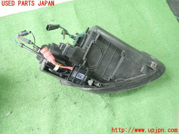 1UPJ-9233901132]マセラティ・3200GT(338)左ヘッドライト ハロゲン  【左ハンドル】 中古_2