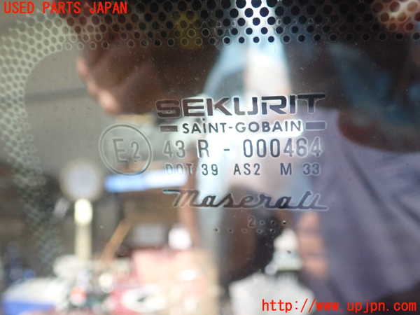 1UPJ-9233901382]マセラティ・3200GT(338)左クォーターガラス  【左ハンドル】 中古(43R-000464)_2