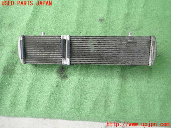 1UPJ-9233902481]マセラティ・3200GT(338)オイルクーラー1  【左ハンドル】 中古_2