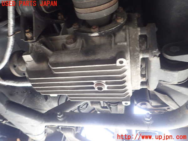 1UPJ-9233904355]マセラティ・3200GT(338)リアデフ  【左ハンドル】 中古_3