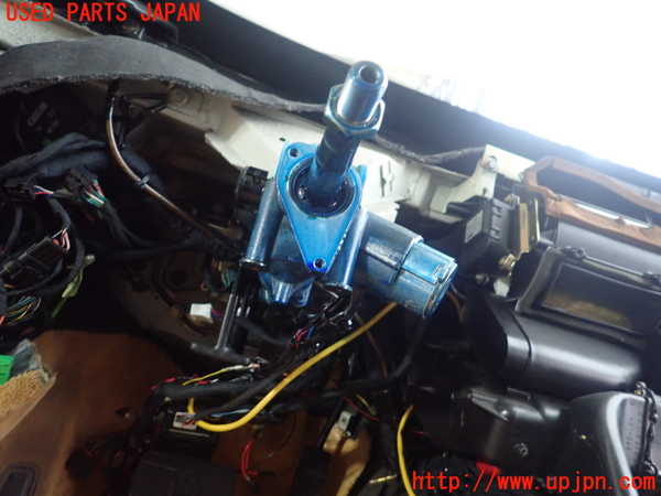 1UPJ-9233904260]マセラティ・3200GT(338)ステアリングシャフト  【左ハンドル】 中古_2