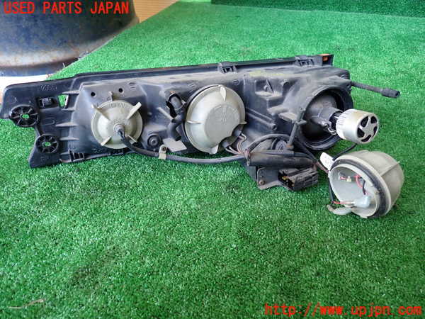 1UPJ-9233911130]アルシオーネ SVX(CXW)右ヘッドライト 中古_2