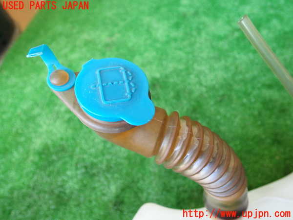 1UPJ-9233916792]アルシオーネ SVX(CXW)ウォッシャータンク2 中古_3