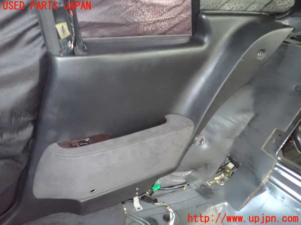 1UPJ-9233917675]アルシオーネ SVX(CXW)右リアピラートリム 中古_3