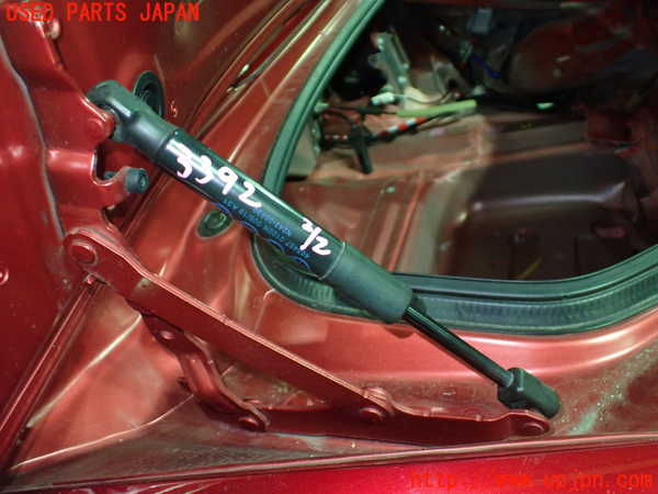 1UPJ-9233921506]ロードスター(ND5RC)トランクダンパー 中古_2