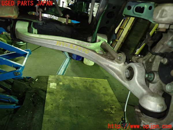 1UPJ-9233925176]ロードスター(ND5RC)右フロントロアアーム1 中古_3