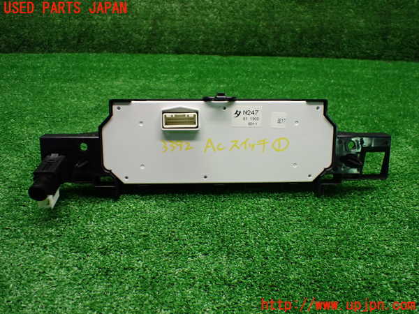 1UPJ-9233926066]ロードスター(ND5RC)エアコンスイッチ1 中古_2