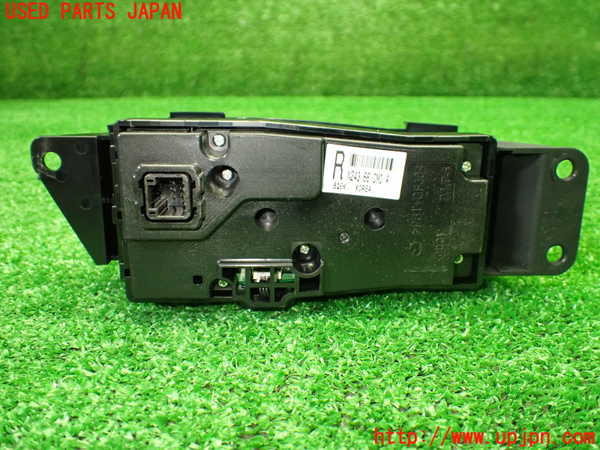 1UPJ-9233926307]ロードスター(ND5RC)スイッチ2 中古_3