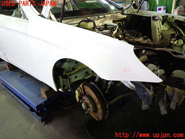 1UPJ-9233931080]ベンツ CLS350 C219(219356C)右前フェンダー 中古_3
