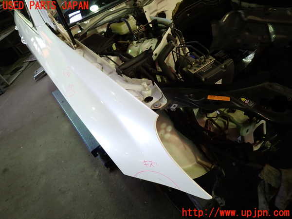 1UPJ-9233931080]ベンツ CLS350 C219(219356C)右前フェンダー 中古_4