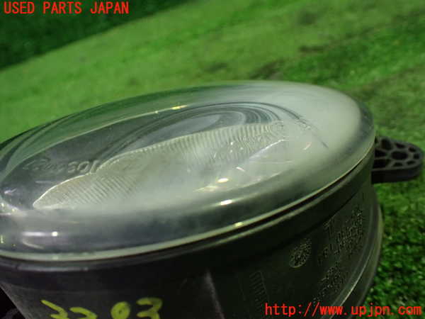 1UPJ-9233931180]ベンツ CLS350 C219(219356C)右フォグ 中古_2