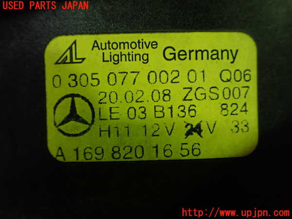 1UPJ-9233931180]ベンツ CLS350 C219(219356C)右フォグ 中古_4