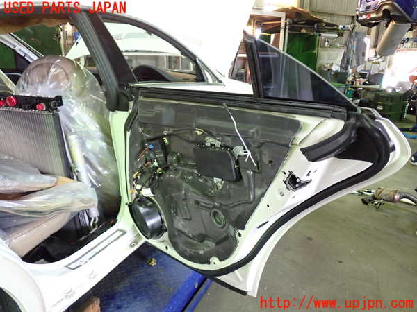 1UPJ-9233931290]ベンツ CLS350 C219(219356C)右後ドア 中古 SAINT-GOBAIN SEKURIT M491 43R-001168_4