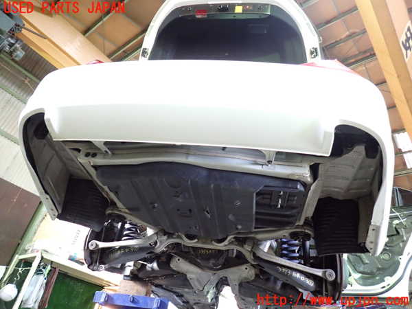 1UPJ-9233931610]ベンツ CLS350 C219(219356C)リアバンパー 中古_5