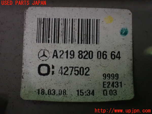 1UPJ-9233931530]ベンツ CLS350 C219(219356C)右テールランプ 中古_3
