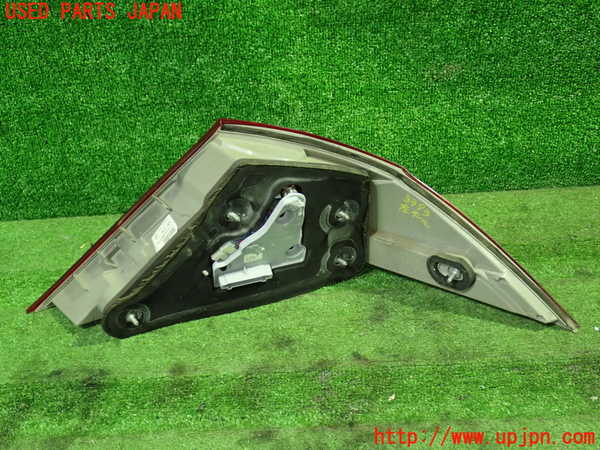 1UPJ-9233931536]ベンツ CLS350 C219(219356C)左テールランプ 中古_2