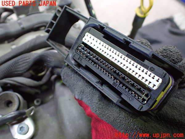 1UPJ-9233932010]ベンツ CLS350 C219(219356C)エンジン 272 中古_3