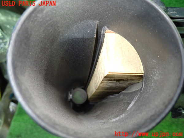 1UPJ-9233932560]ベンツ CLS350 C219(219356C)エアクリーナーボックス 中古_4