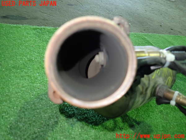 1UPJ-9233932661]ベンツ CLS350 C219(219356C)触媒1 中古_4