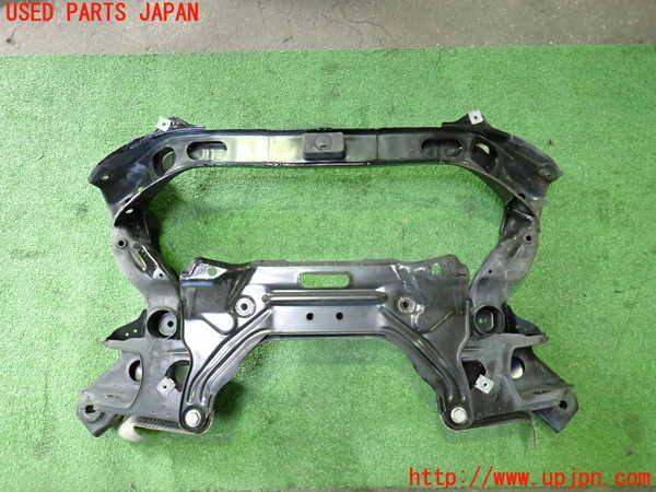 1UPJ-9233935285]ベンツ CLS350 C219(219356C)フロントメンバー 中古_4