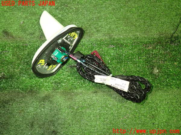 1UPJ-9233936550]ベンツ CLS350 C219(219356C)アンテナ 中古_2