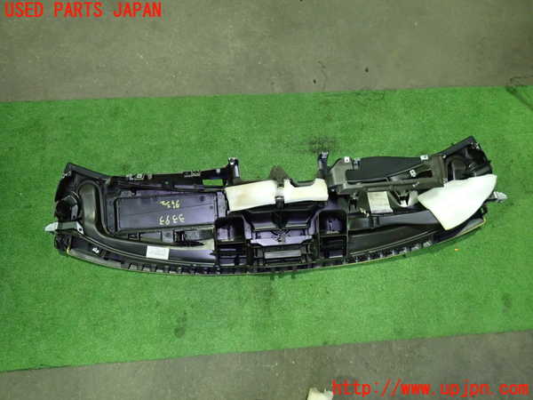 1UPJ-9233937505]ベンツ CLS350 C219(219356C)ダッシュボード 中古_4
