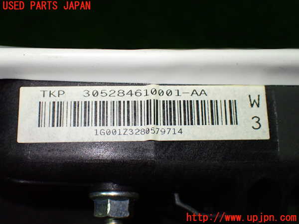 1UPJ-9233937870]ベンツ CLS350 C219(219356C)助手席側エアバッグカバー 中古_3