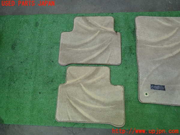 1UPJ-9233937800]ベンツ CLS350 C219(219356C)フロアマット 中古_3