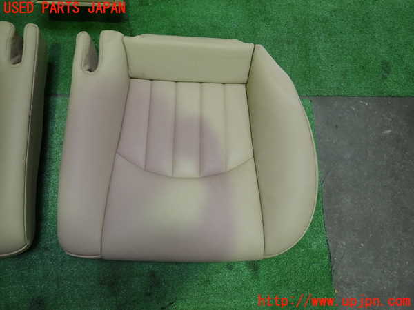 1UPJ-9233937385]ベンツ CLS350 C219(219356C)リアシート 中古_3