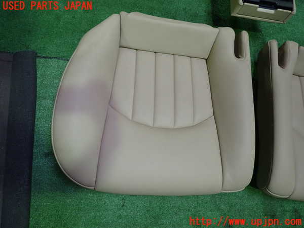 1UPJ-9233937385]ベンツ CLS350 C219(219356C)リアシート 中古_4