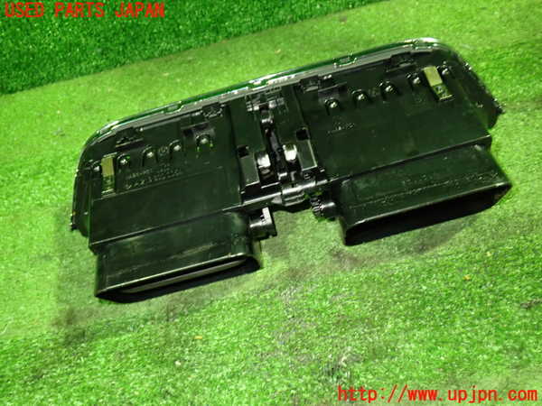 1UPJ-9233937528]ベンツ CLS350 C219(219356C)エアコン吹き出し口3 中古_2