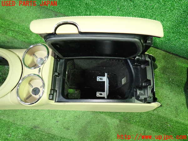 1UPJ-9233937540]ベンツ CLS350 C219(219356C)センターコンソール 中古_3