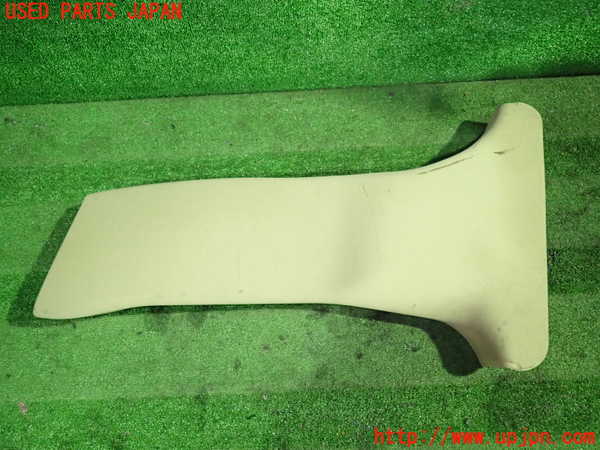 1UPJ-9233937670]ベンツ CLS350 C219(219356C)左センターピラートリム 中古_3