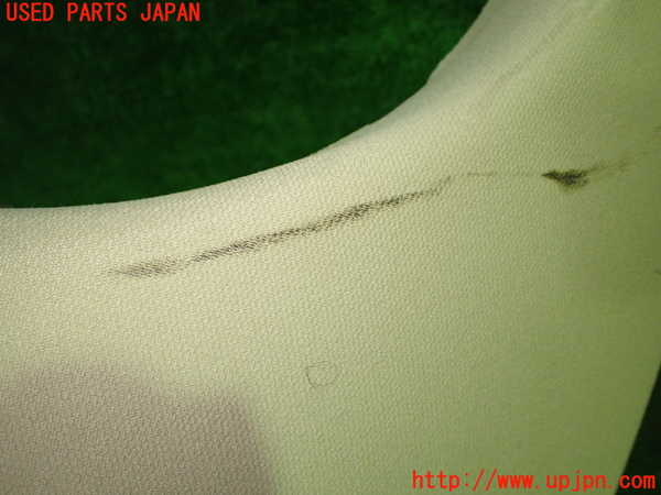 1UPJ-9233937670]ベンツ CLS350 C219(219356C)左センターピラートリム 中古_4