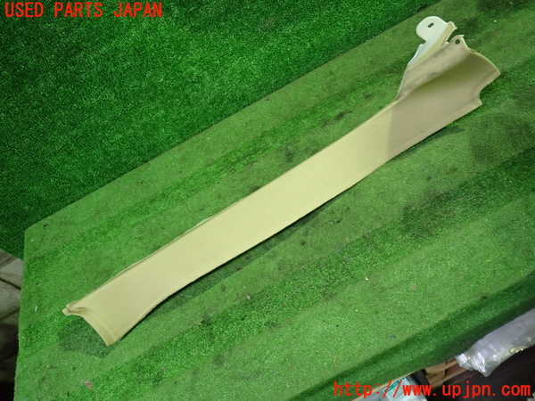1UPJ-9233937675]ベンツ CLS350 C219(219356C)右リアピラートリム 中古_3