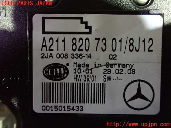 1UPJ-9233936412]ベンツ CLS350 C219(219356C)ルームランプ2 中古_3