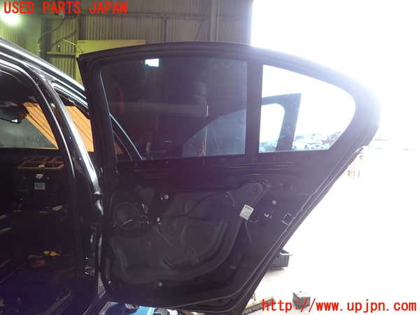 1UPJ-9233941290]BMW アクティブハイブリッド3(AH3) F30(3F30)右後ドア 中古 FUYAO 43R-001735_5