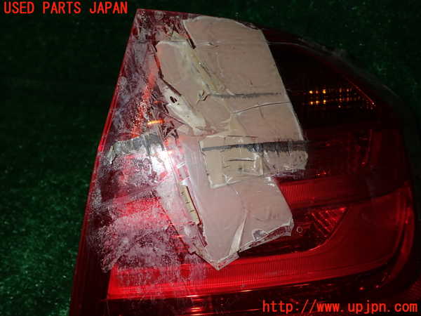 1UPJ-9233941530]BMW アクティブハイブリッド3(AH3) F30(3F30)右テールランプ ジャンク_2