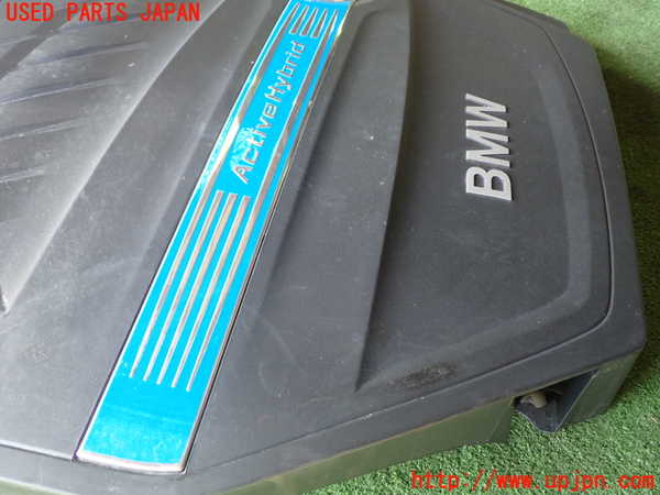 1UPJ-9233942160]BMW アクティブハイブリッド3(AH3) F30(3F30)エンジンアッパーカバー 中古_3