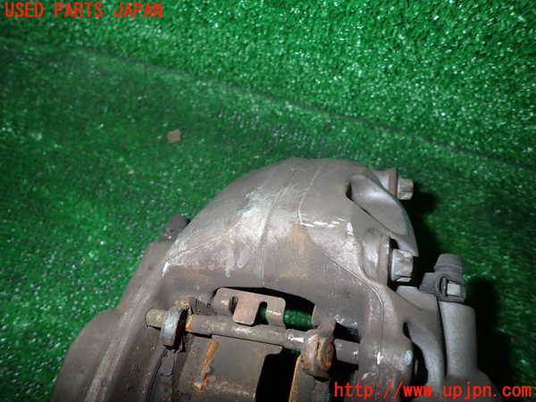 1UPJ-9233944085]BMW アクティブハイブリッド3(AH3) F30(3F30)左フロントキャリパー 中古_2