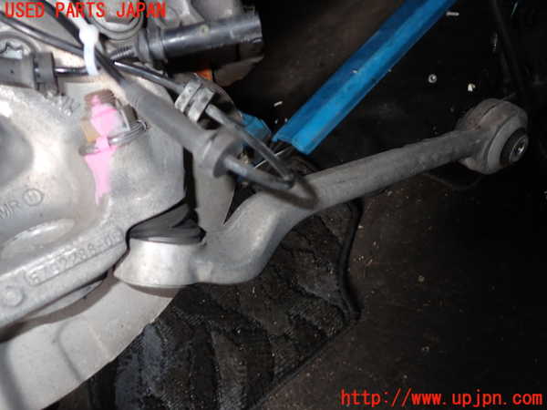 1UPJ-9233944290]BMW アクティブハイブリッド3(AH3) F30(3F30)右フロントナックルハブ 中古_3