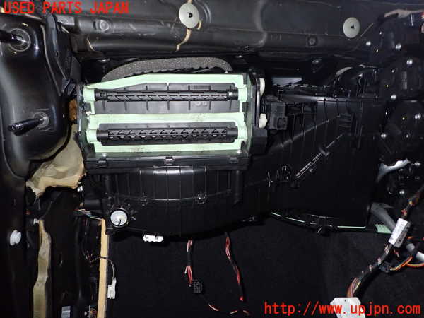 1UPJ-9233946081]BMW アクティブハイブリッド3(AH3) F30(3F30)エバポレーター1 中古_3