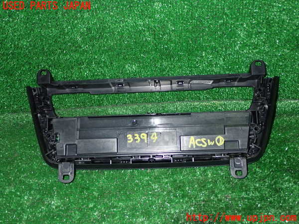 1UPJ-9233946066]BMW アクティブハイブリッド3(AH3) F30(3F30)エアコンスイッチ1 中古_2
