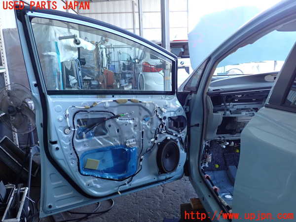 2UPJ-9233951260]プリウス(ZVW30)左前ドア 中古 AGC M2H3 43R-00033_5