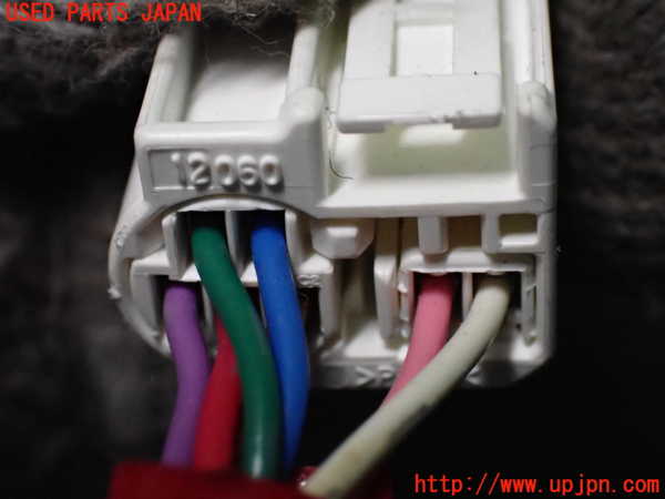 2UPJ-9233951210]プリウス(ZVW30)右ドアミラー 中古_4