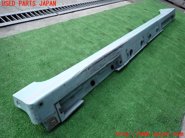 2UPJ-9233951392]プリウス(ZVW30)左サイドステップ 中古_3