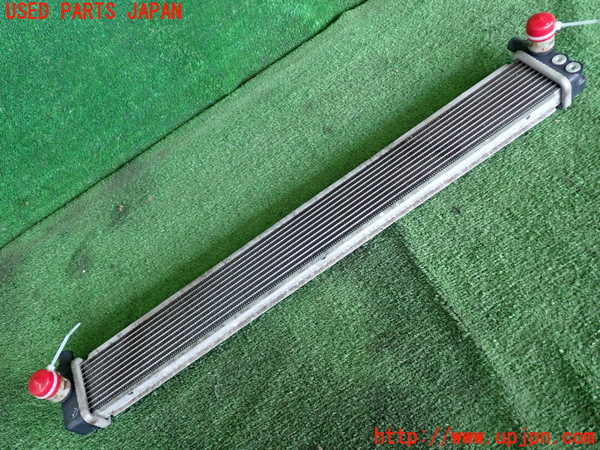 2UPJ-9233952322]プリウス(ZVW30)ラジエーター2 中古_2