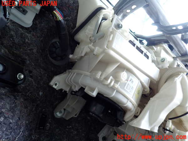 2UPJ-9233956095]プリウス(ZVW30)ブロアファン(ブロアーファン) 中古_2